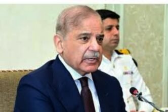 PM calls to further strengthen bilateral relations with UK