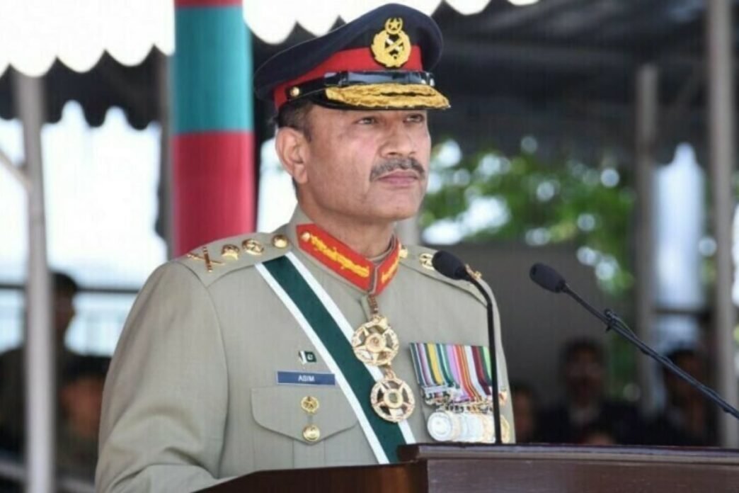 Pakistan Army pledges full support to government in combating terrorism and illegal activities