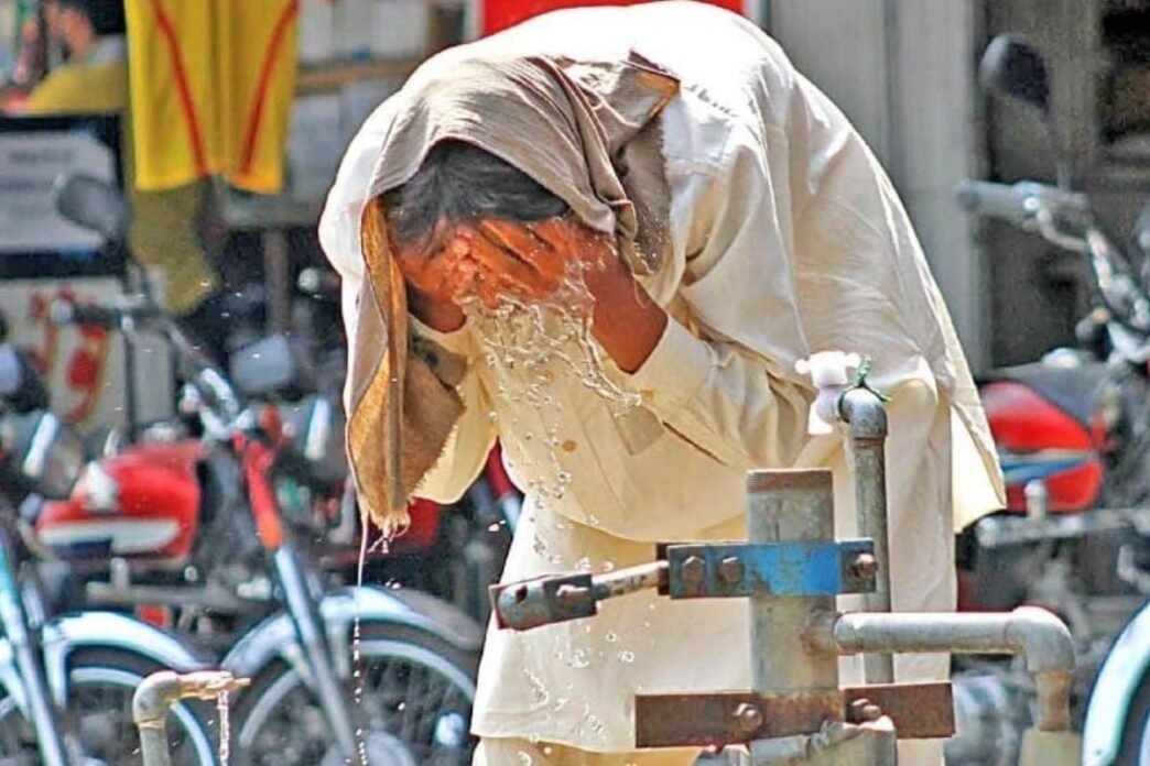 Pakistan may soar to record 50°C this week