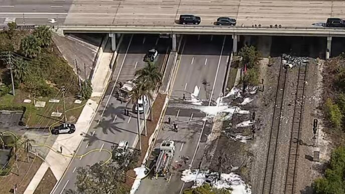 Small plane crashes near Boca Raton Airport in Florida