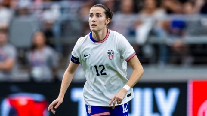 Soccer star Tierna Davidson out for season with torn ACL, replaced on USWNT for Brazil rematch