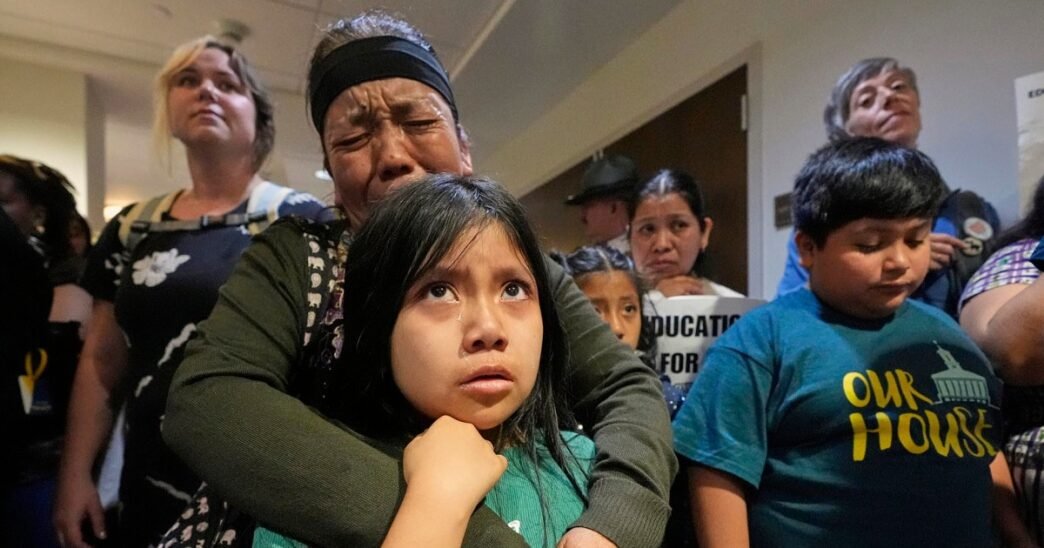 Tennessee pauses bill targeting right to education regardless of immigration status