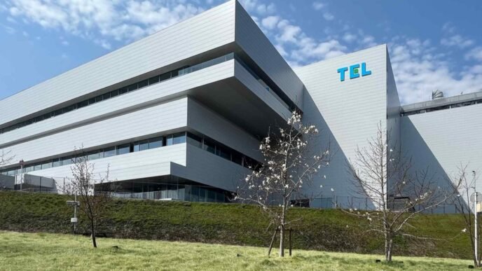 Tokyo Electron targets faster chip tool production as China rivals rise