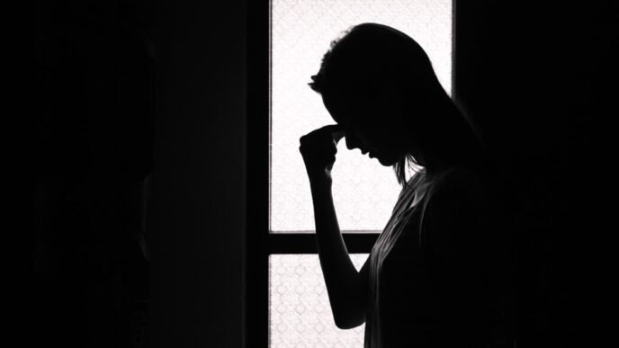 Women who survive cancer are more likely than men to have fatigue and depression