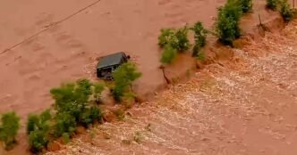1 dead in flooding in Oklahoma as downpours hit region