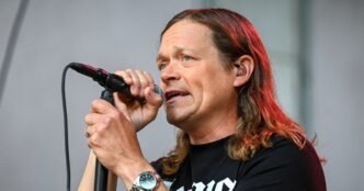 3 Doors Down singer Brad Arnold says he has stage 4 cancer, cancels summer tour