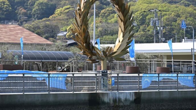 Art festival expected to bring expo visitors to Japan's inland sea