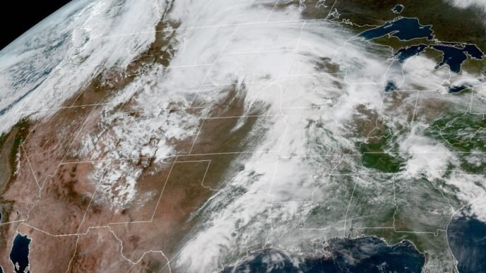 As thunderstorms threaten Alabama, National Weather Service warns of radio outage