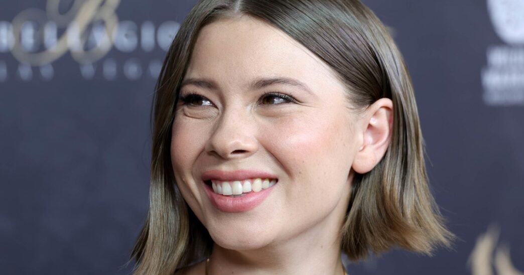 Bindi Irwin says she had appendix, '14 new endometriosis lesions' removed