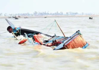 Boat capsizes in Indus River, two people still missing