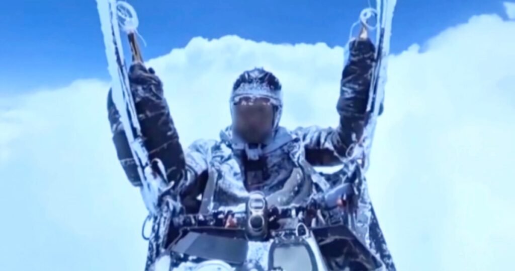 Chinese paraglider almost equals world record at 28,000 feet — by accident