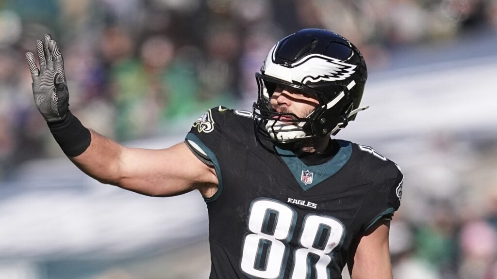 Dallas Goedert excited about being an Eagle in 2025, "not too worried" about the future