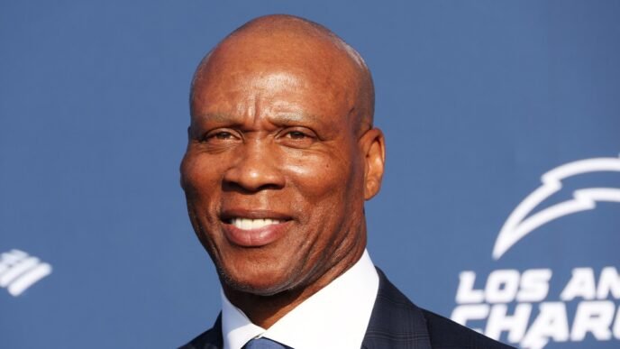 Ex-Lakers player and coach Byron Scott accused in lawsuit of sexually assaulting teen in 1987
