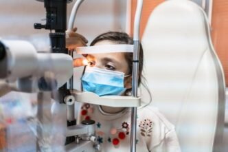 Eye screening program launched in Sindh’s school