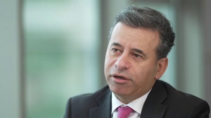 FDA commissioner defends CDC's new Covid vaccine recommendation