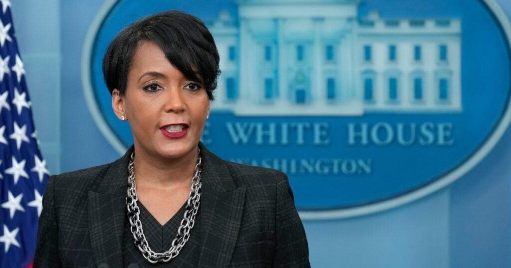 Former Atlanta Mayor Keisha Lance Bottoms launches run for Georgia governor