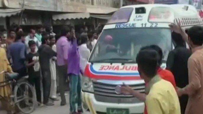 Four workers die of gas inhalation at Paper Mill