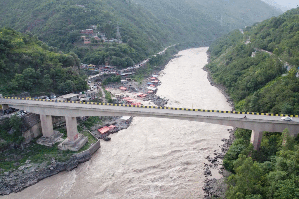 India-Pakistan Conflict: Living on the Line of Control