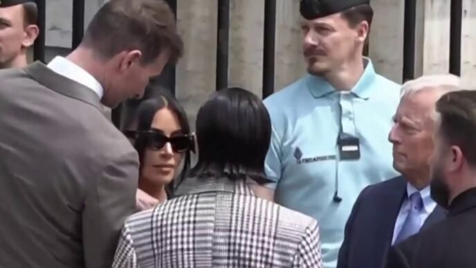 Kim Kardashian testifies that she was ‘hysterical’ during 2016 robbery
