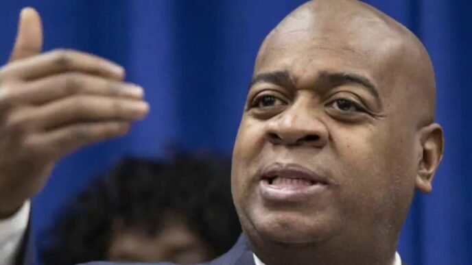 New Jersey mayor arrested while on Congressional visit to ICE facility