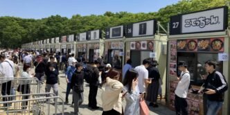 Osaka Castle Park beckons all foodies