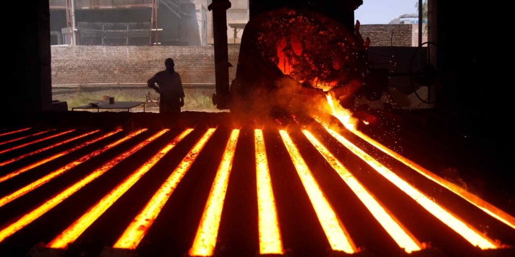 Pakistan, Russia to rebuild steel plant Soviets operated until 1992