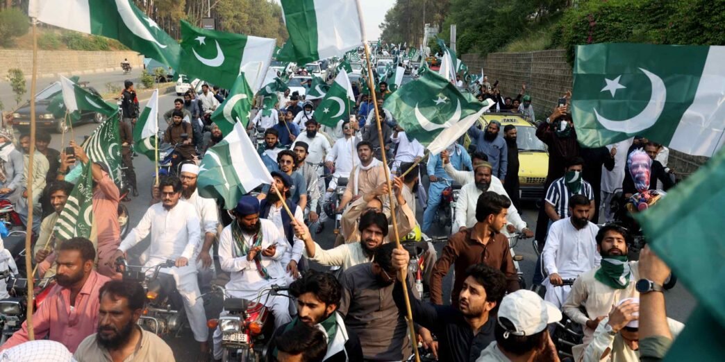 Pakistan vows to fight back if Indian 'aggression continues'