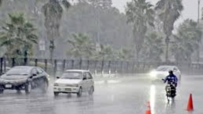 Rain, wind disrupt power supply in Lahore