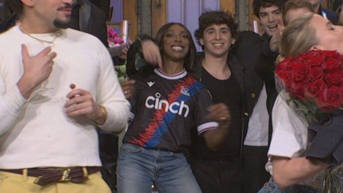 "SNL" star Ego Nwodim sports Crystal Palace shirt after cousin Eberechi Eze leads team to FA Cup win