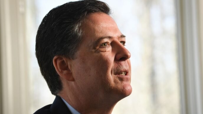 Secret Service agents question Comey about his Trump social media post