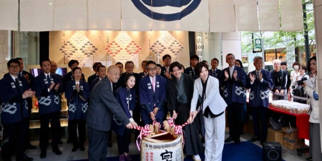 Staying power of Japanese companies attracts growing attention