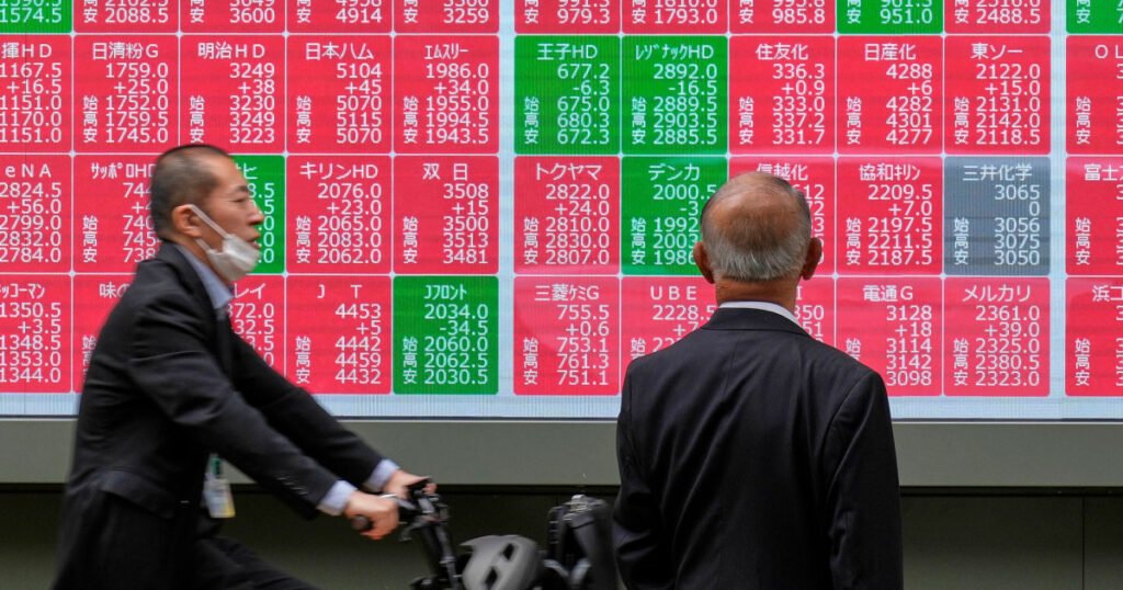 Stocks and U.S. dollar rally as Trump tariffs hit court roadblock