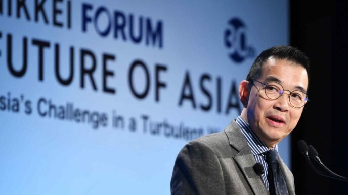 Thai foreign minister urges stronger regional trade amid tariff war