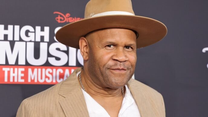 'That's So Raven' dad Rondell Sheridan hospitalized, asks fans for help with medical bills