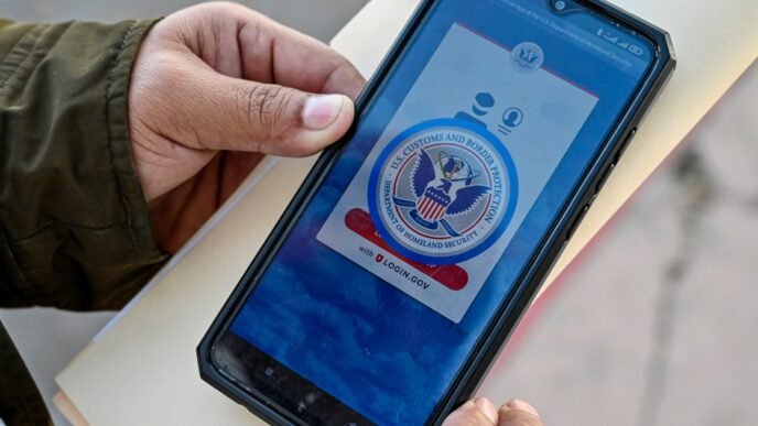 Trump administration to pay $1,000 to undocumented immigrants who self-deport