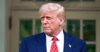 Trump's Medicare drug price plan expected to push drugmakers to charge same as other countries