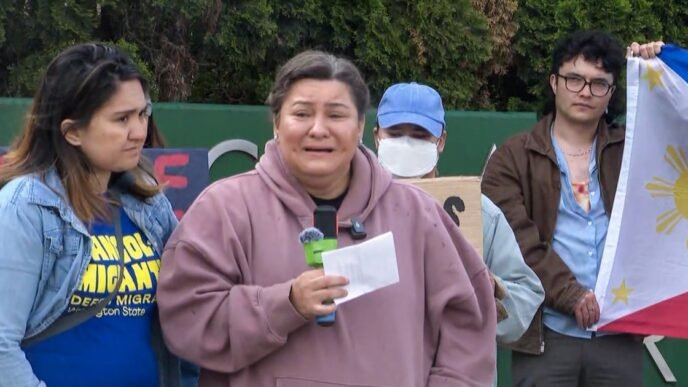 Washington state man detained by immigration agents at Seattle airport after family vacation