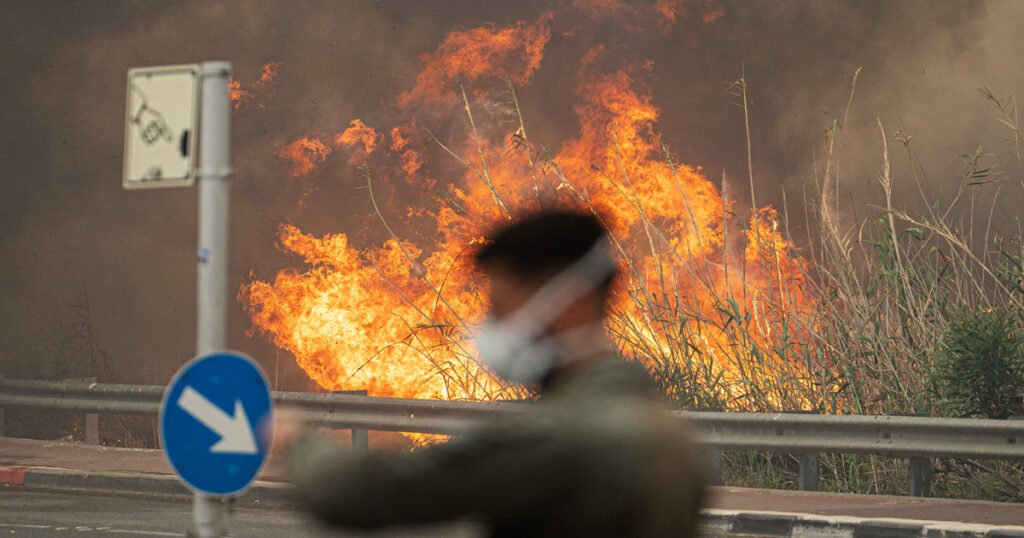 Wildfires rage shut down major highway in Israel as foreign countries send help