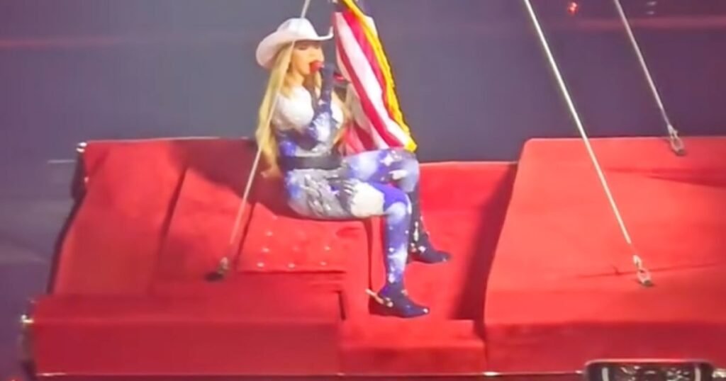 Beyoncé cuts song short after flying car malfunctions