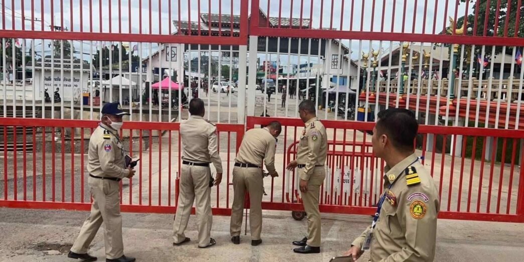 Cambodia severs internet from Thailand, closes border post