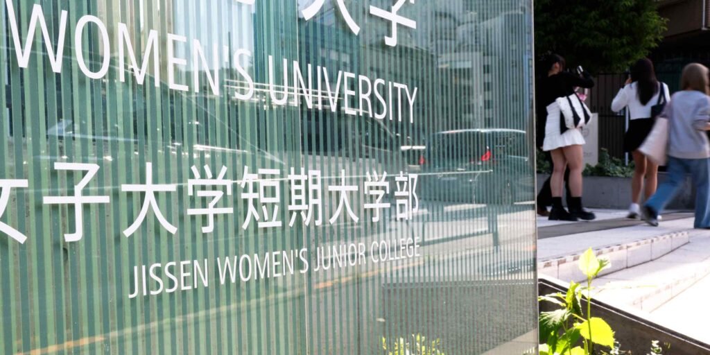 Does Japan still need women's universities?