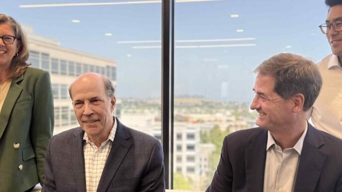 Ex-US envoy to Japan launches fund targeting security alliance tech