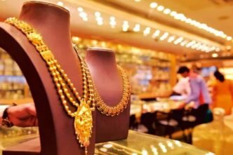 Gold prices dip slightly across Pakistani market