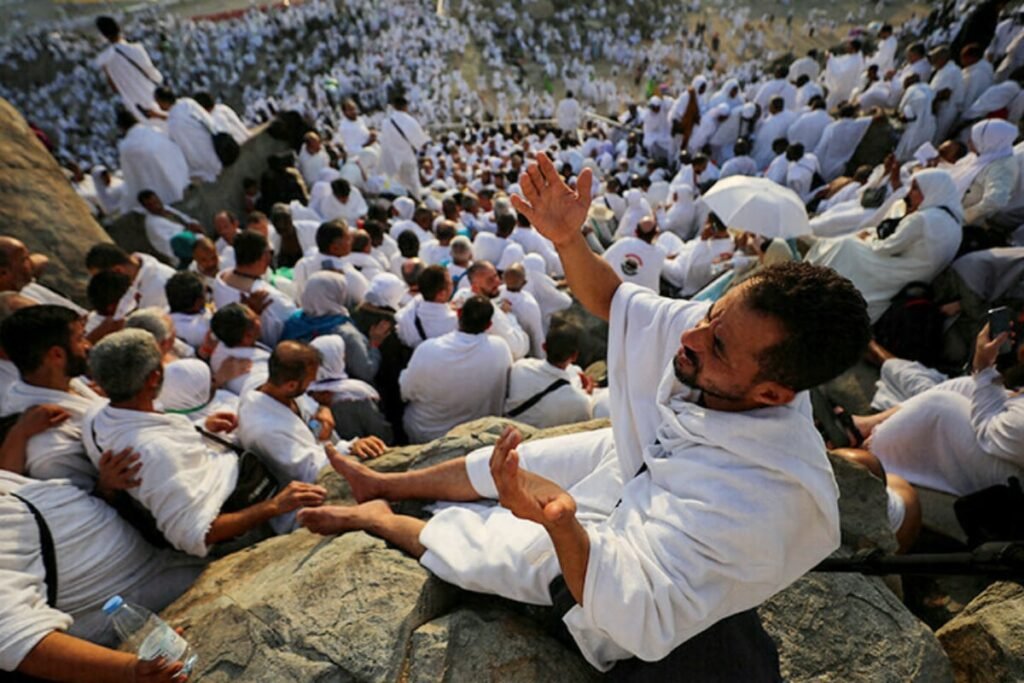 Hajj pilgrims to perform Wuquf Arafat today