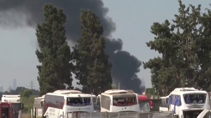 Israel and Iran Trade Attacks as Conflict Spills Into 5th Day