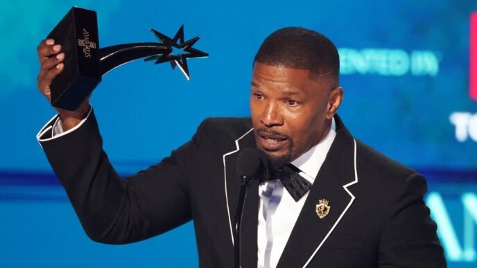 Jamie Foxx delivers heartfelt speech at BET Awards thanking daughters who helped his stroke recovery