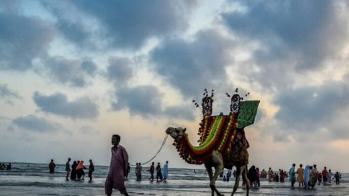 Karachi’s heatwave slows down as Sea Breeze returns