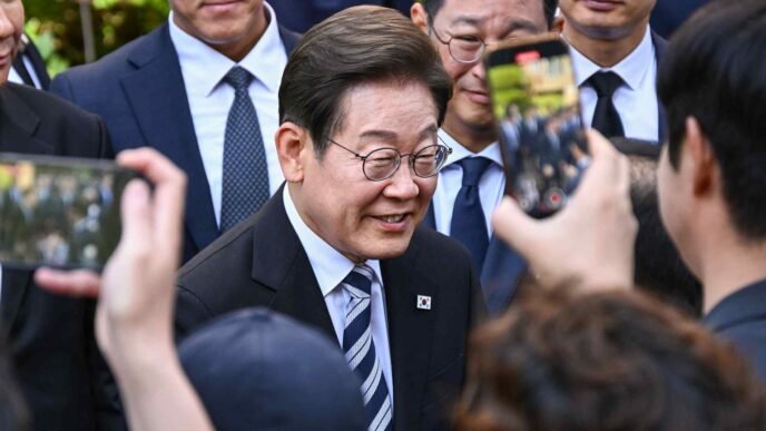 Lee Jae-myung shares Trump's loose regard for constitutional norms