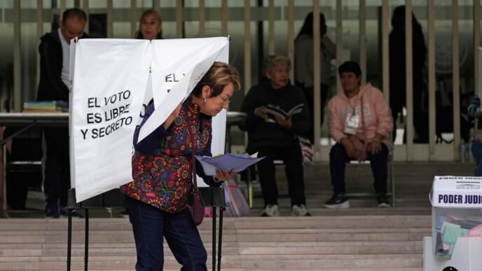 Mexico's first-ever judicial elections marked by low turnout, confusion and disillusionment