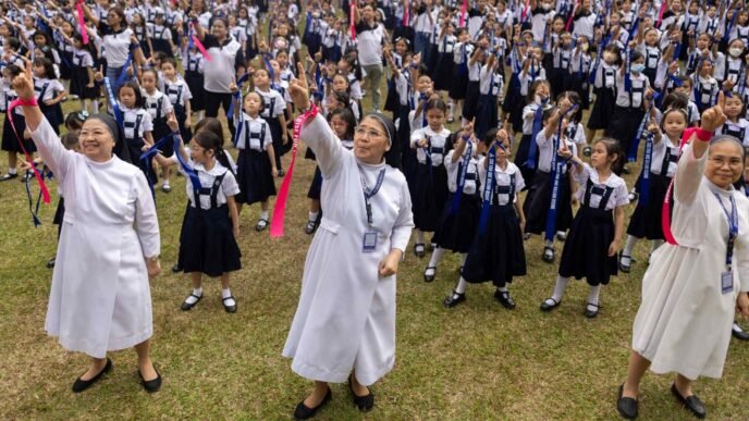 Philippines, Singapore gender equality high in Asia, but region lags Europe: WEF
